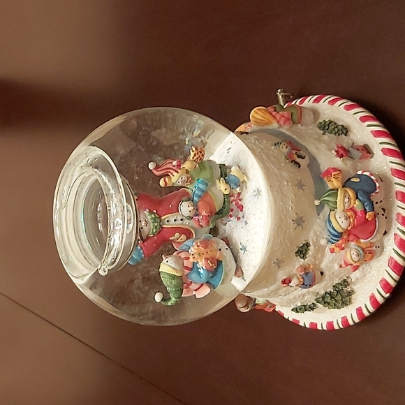 Partylite Snow Globe - Picture 1 of 6